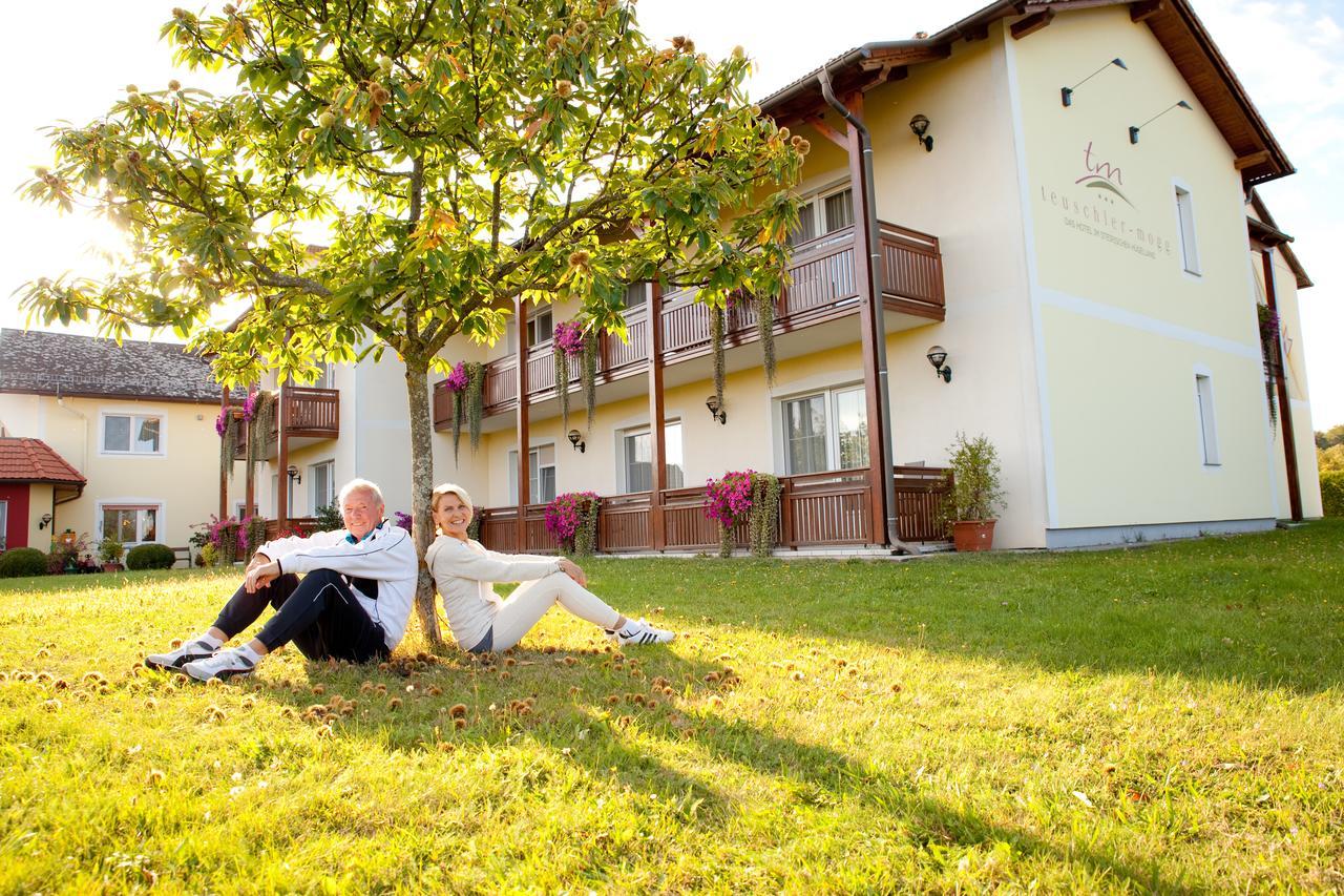 Hotel-Restaurant Teuschler-Mogg Bad Waltersdorf Inklusiv Genusscard Exterior foto